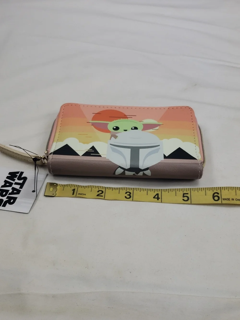 Dani by Danielle Nicole X Star Wars Mandalorian Baby Yoda Wallet NWT